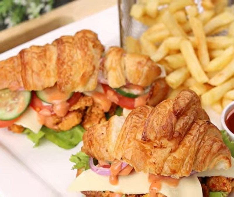 Croissant Sandwich