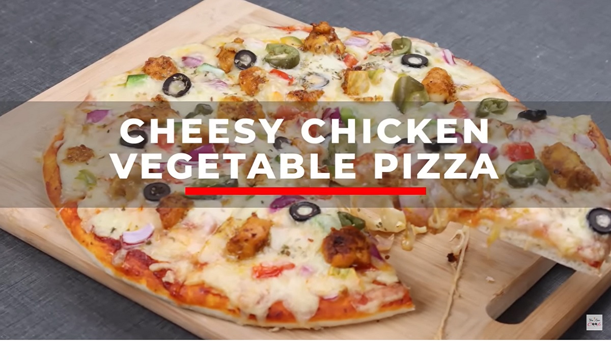 Cheesy Chicken Vegetable Pizza
